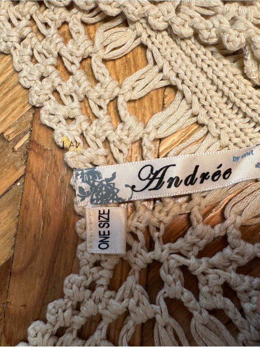 Andrée by Unit Cream Crochet-Trim Boho Poncho Top — One Size - Picture 4 of 6